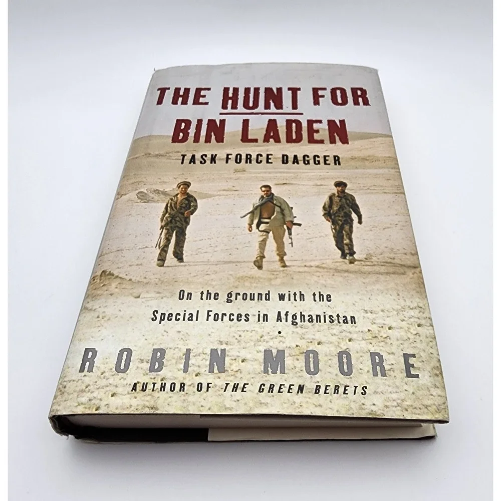 The Hunt for Bin Laden: Task Force Dagger - Hardcover By Moore, Robin - GOOD‎
